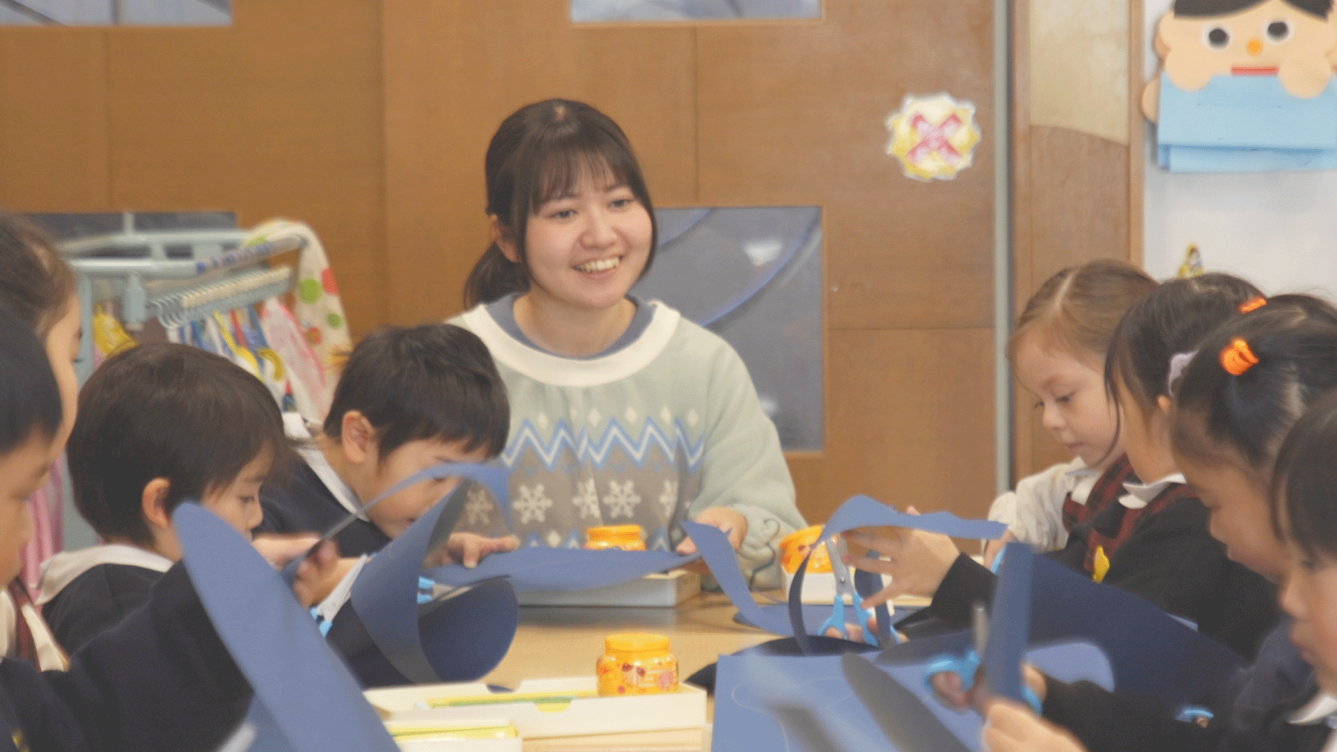 採用案内
